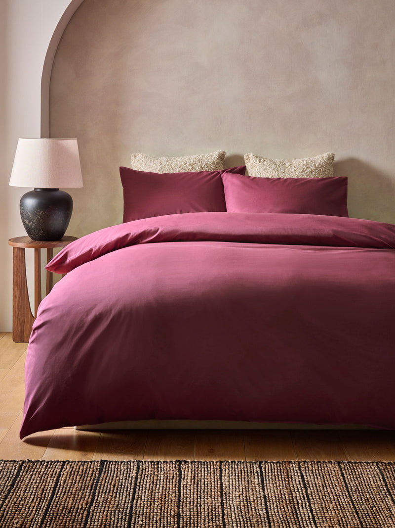 Berry Pink duvet cover and pillowcase set - British product