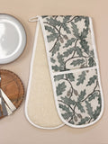 Avalon Home Cream English Oak Oven Gloves