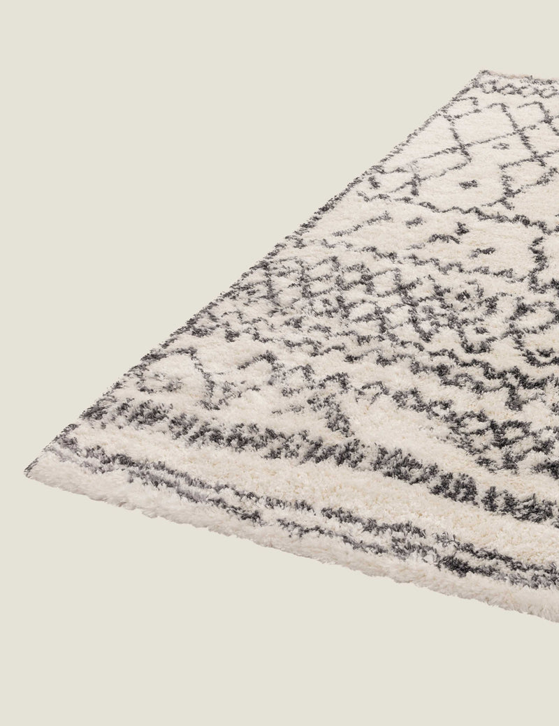 Alto Moroccan shaggy rug (British brand)