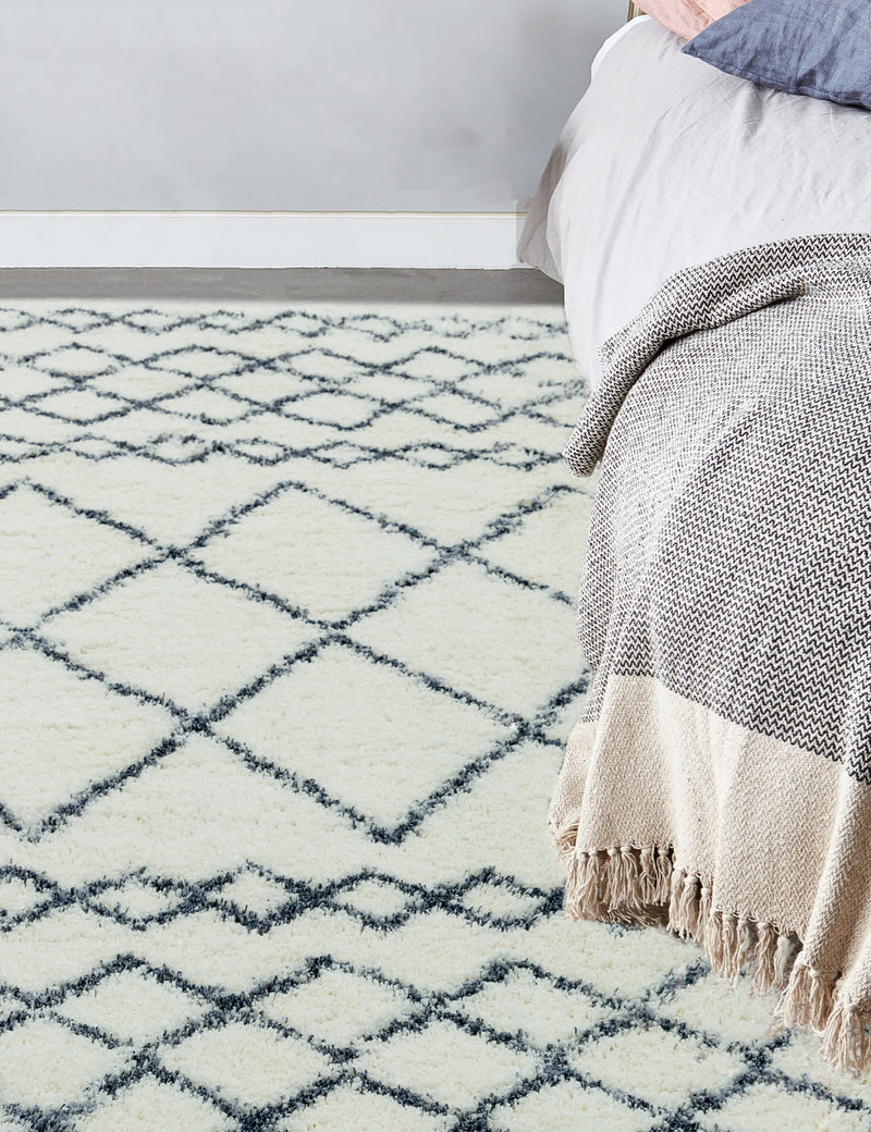 Alto Rug geometric area rug 160x230 cm (British brand)