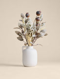 Künstliche Trockenblumen-Arrangement in Keramiktopf