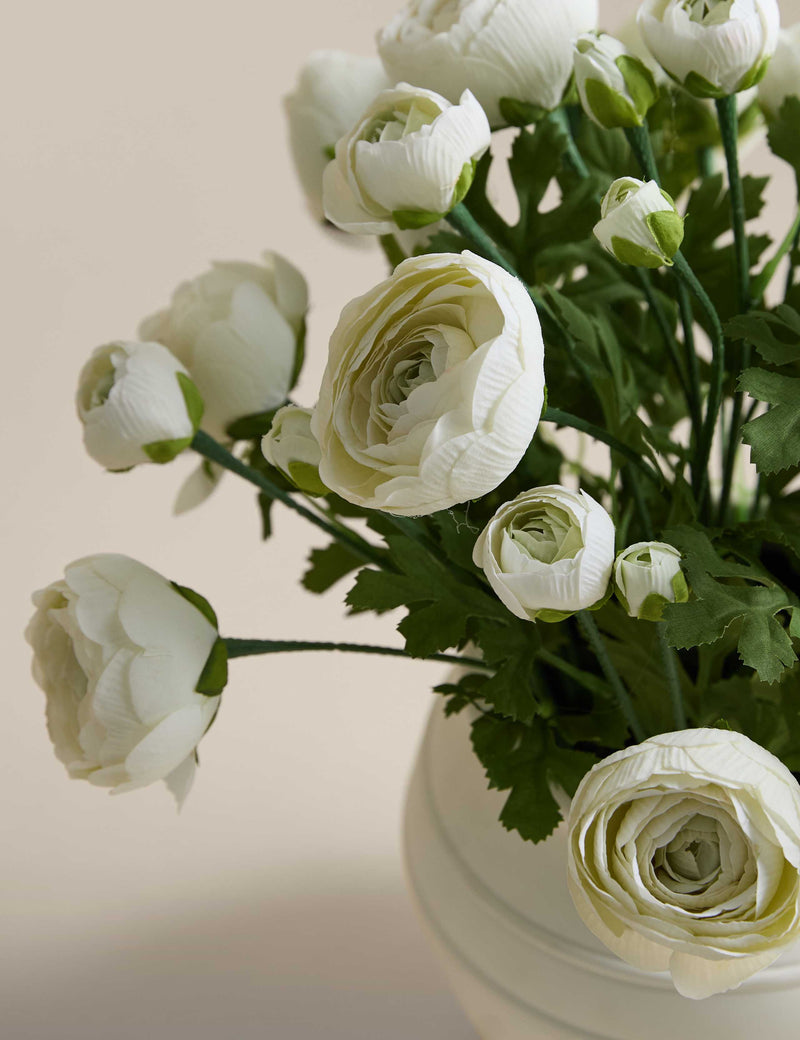 Moss & Sweetpea artificial ranunculus arrangement 42cm height - British product