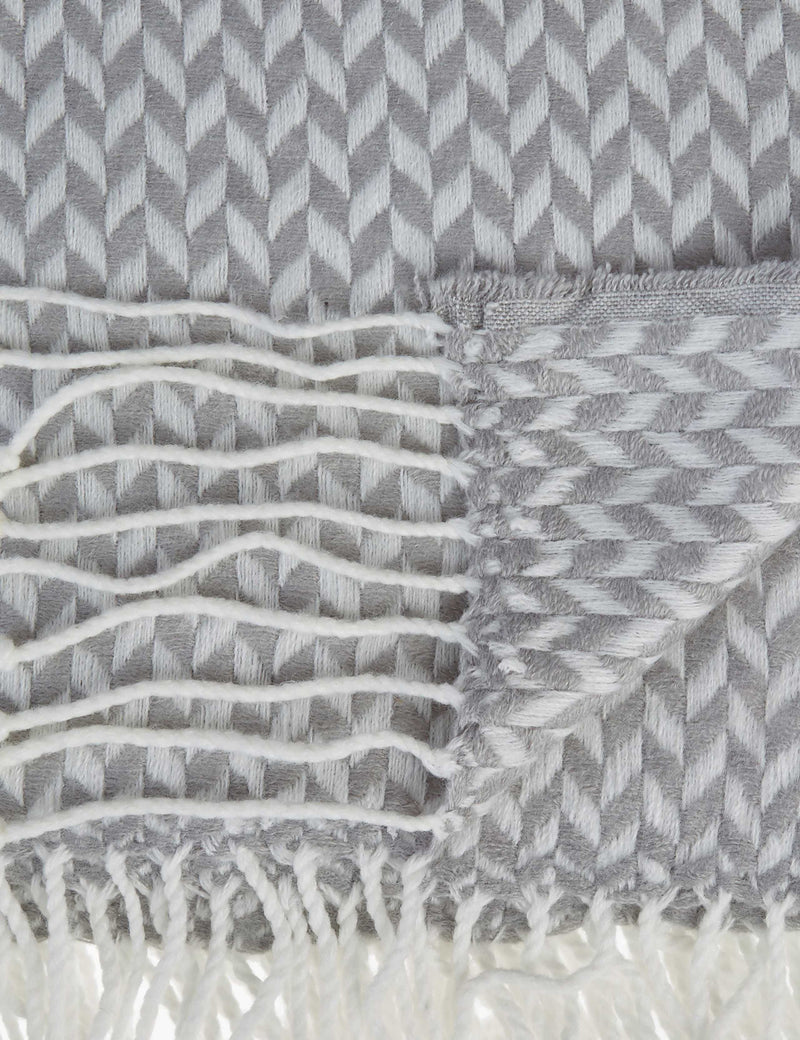 Laura Ashley Arya throw steel geometric 140x180 cm (British brand)