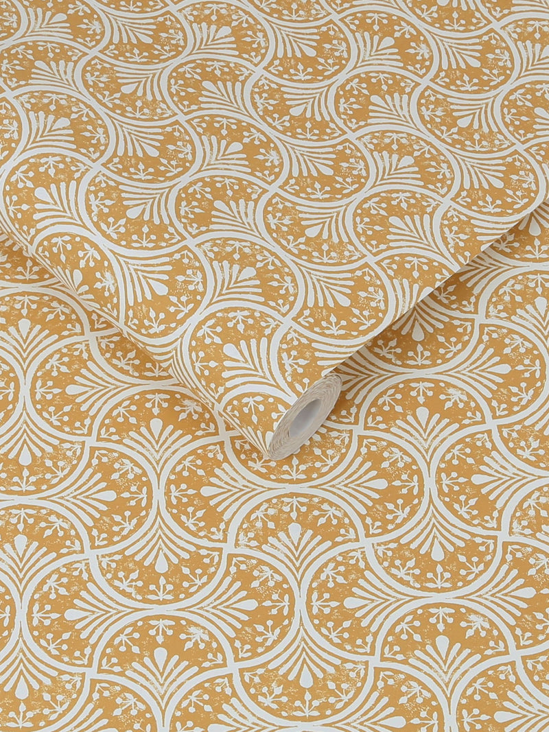 Graham & Brown Hopwood Cottage wallpaper, UK version