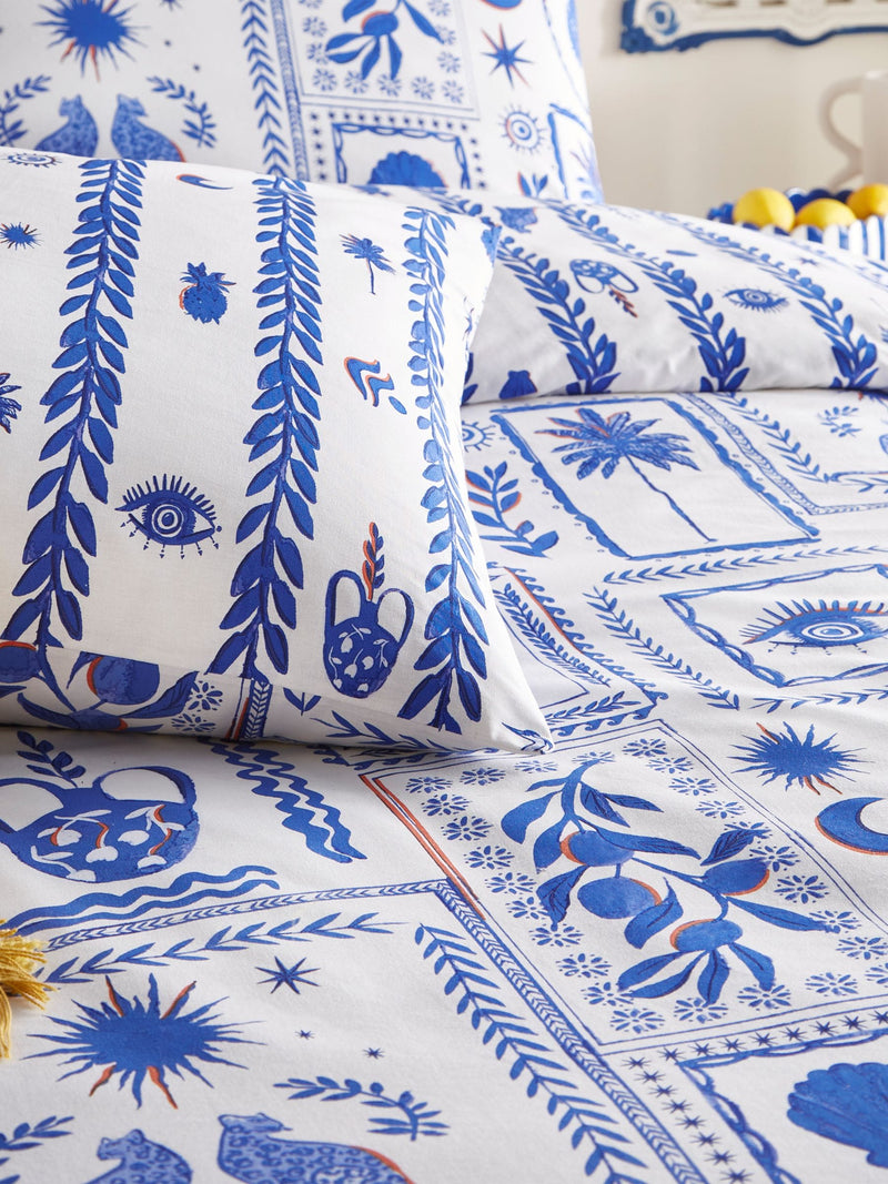 Reversible duvet cover set with blue frieze abstract design - British product