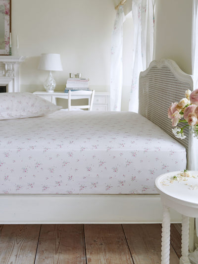 Drap-housse de lit profond Shabby Chic Pink Rosabelle 200 fils Next - Achetez en ligne sur McGrocer