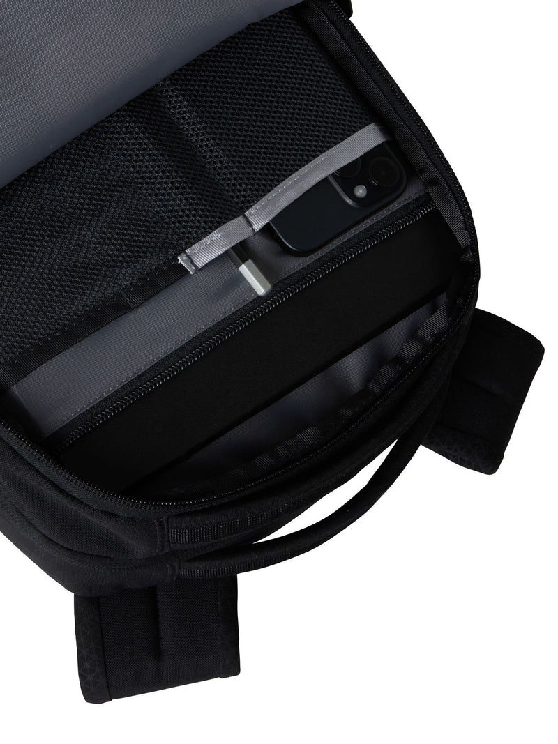 North Face Jester backpack Black Dark 28L (British brand)