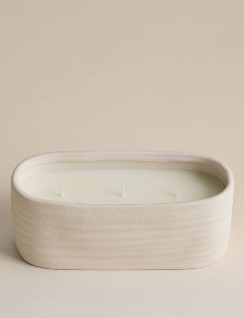 Bed 3 Wick Candle (British brand)
