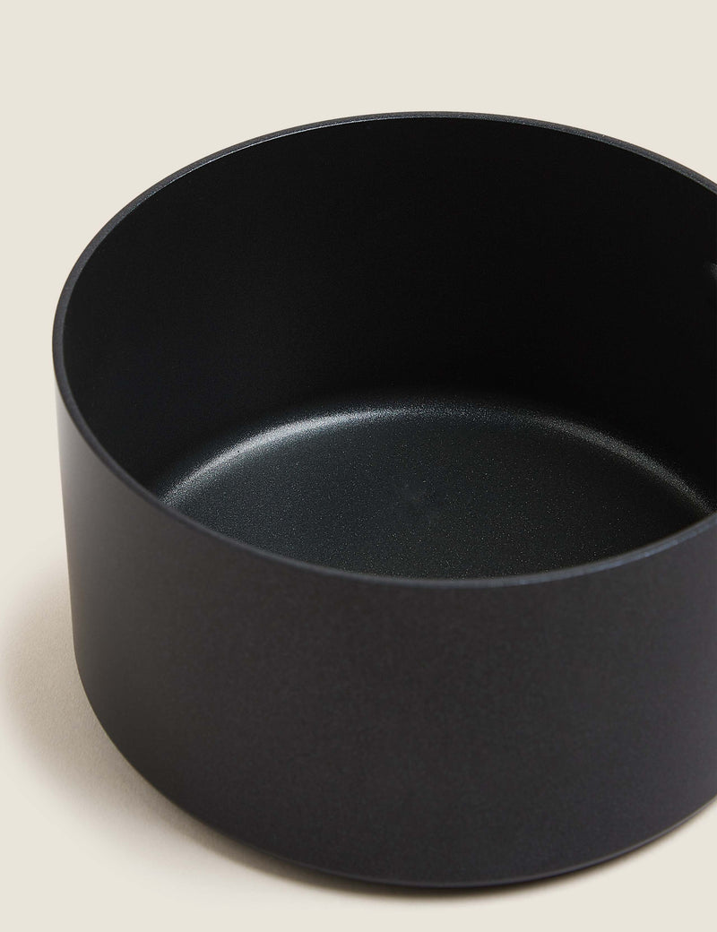 Black aluminium non-stick saucepan 16cm (British brand)