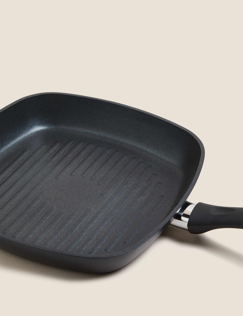 Black Aluminium 26cm Non-Stick Griddle Pan - British product