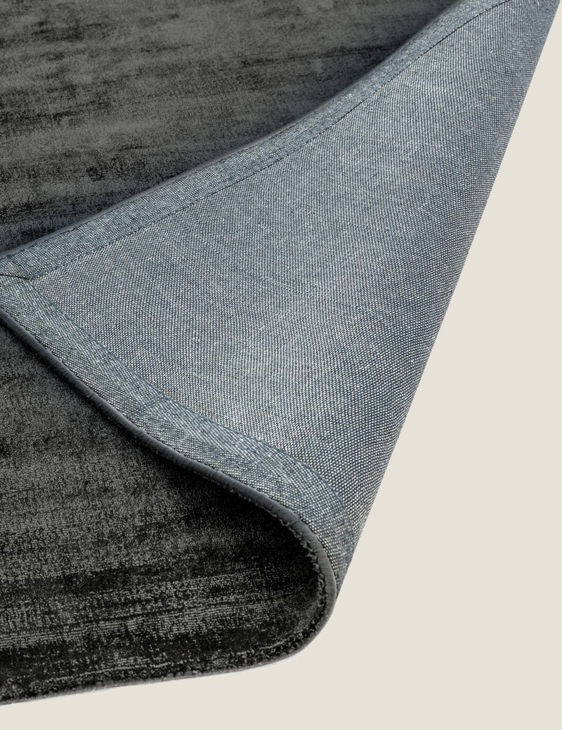 Asiatic Blade rug 160x230 cm, imported from the UK