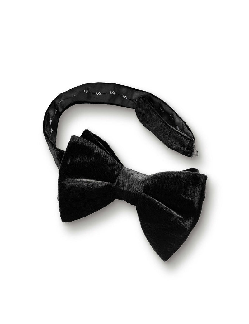 Charles Tyrwhitt silk blend bow tie (British brand)