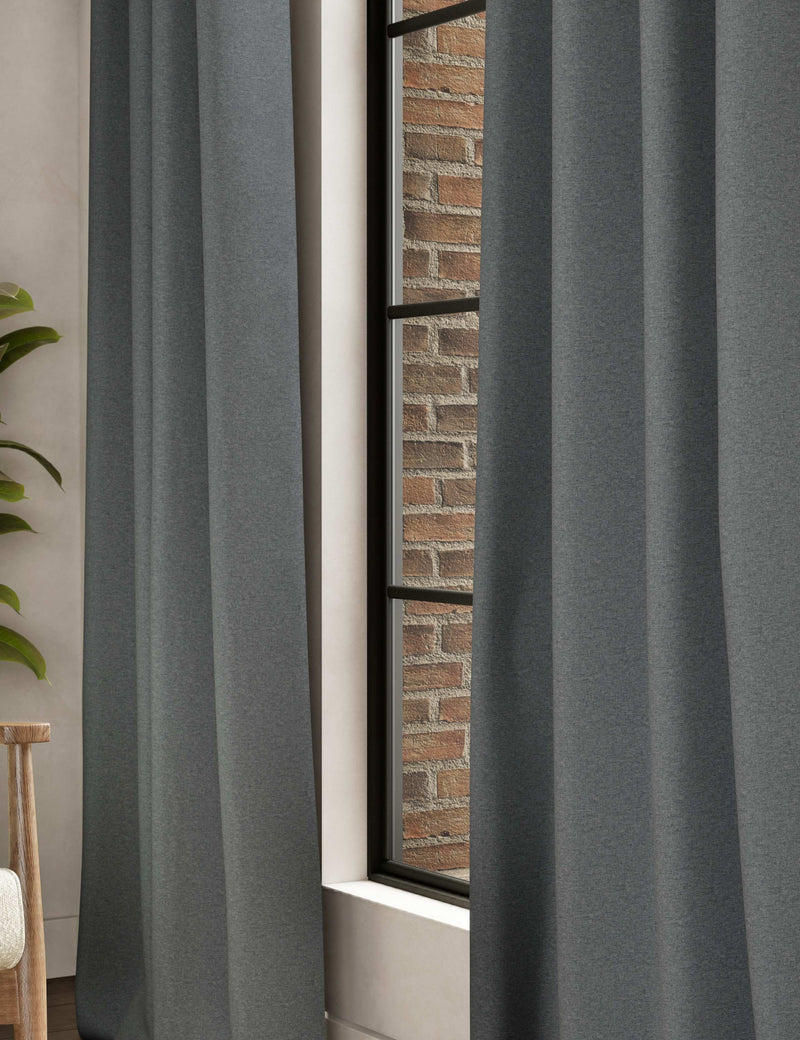 Brushed eyelet thermal blackout curtains with Thermowarmth lining (British brand)