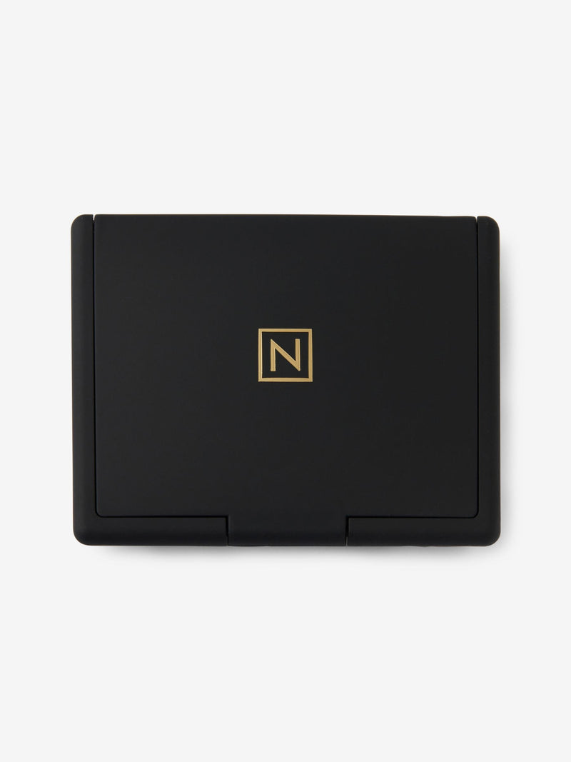 4-shade eyeshadow palette (British brand)