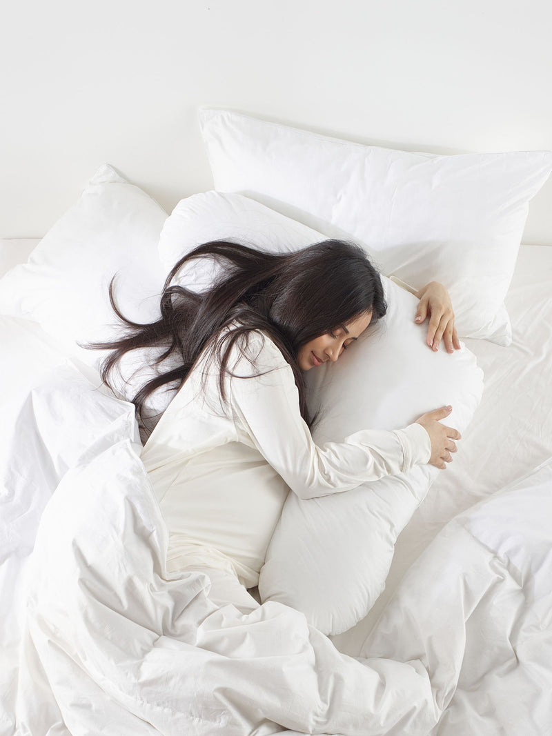 Snuggledown V Shape white support pillow - British product