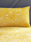 Furn White/Black Doodle reversible duvet cover set - British product
