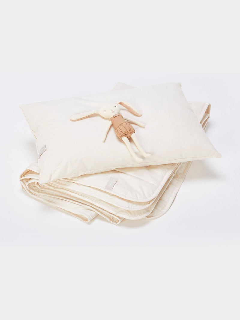 The Little Green Sheep 4 Tog cot bed wool duvet 120 x 140cm (British brand)
