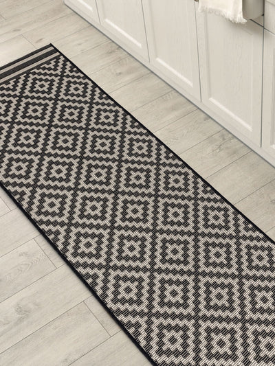 Next Asiatic Rugs Multi Patio Diamond Indoor/Outdoor Rug- Buy online at McGrocer