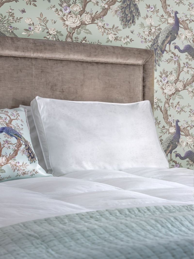 Laura Ashley white medium pillow, UK version