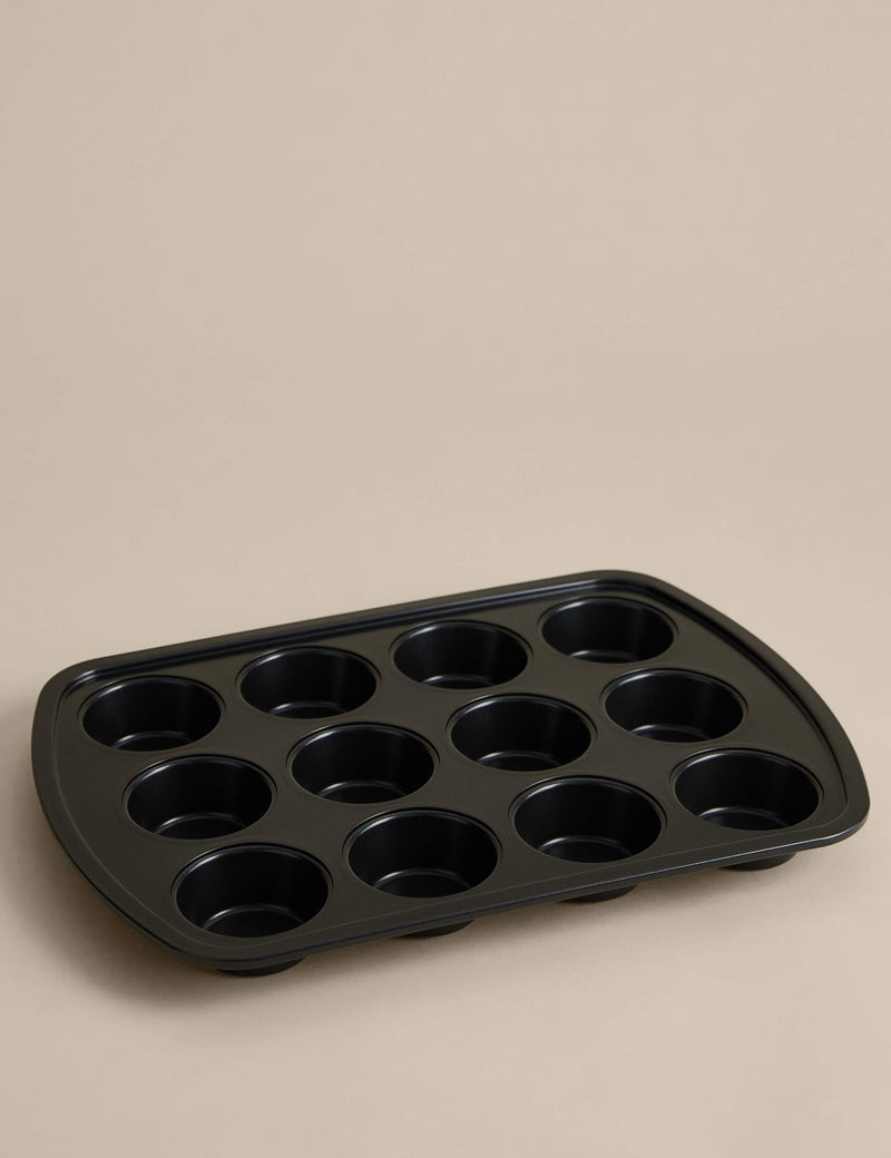 Carbon steel non-stick muffin tray 12 cups, UK version