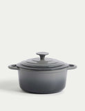 Cast Iron Medium Casserole Dish 2.8L - British product