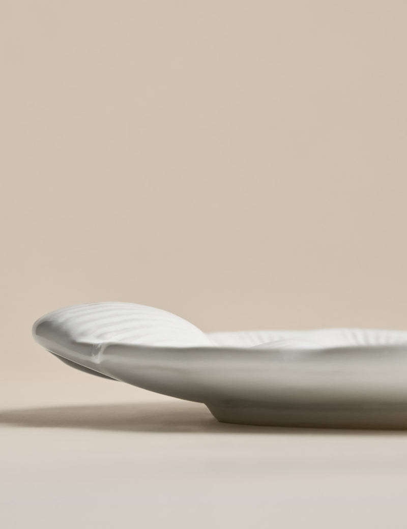Coastal Bohemia stoneware side plate with shell detail, UK version