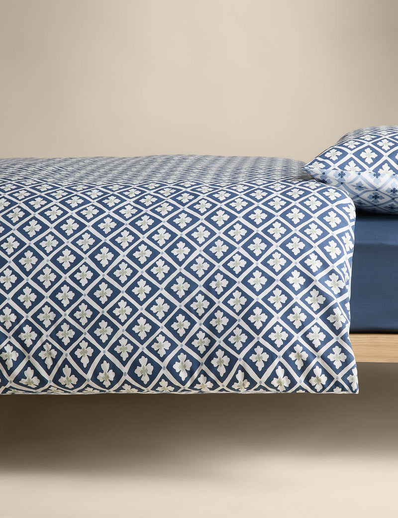 Cotton blend geometric tile bedding set, UK version