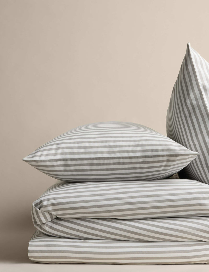 Cotton blend stripe bedding set, UK version