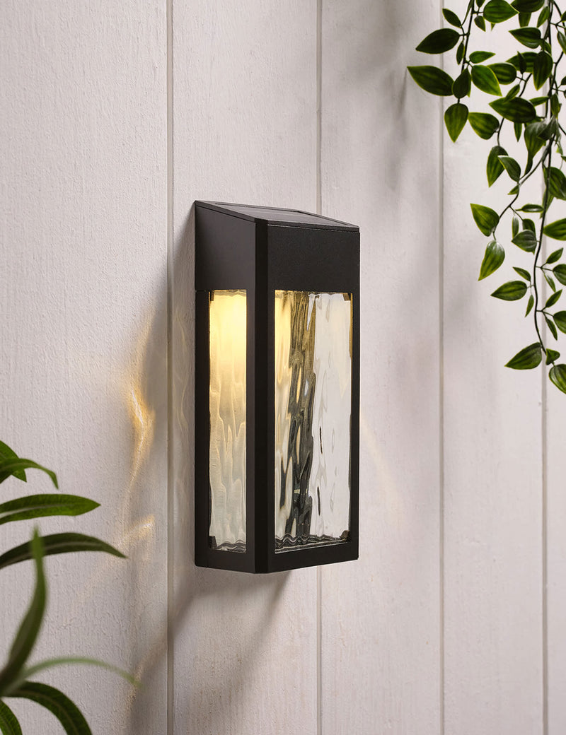 Crackle solar wall light with crackle glass, imported from the UK