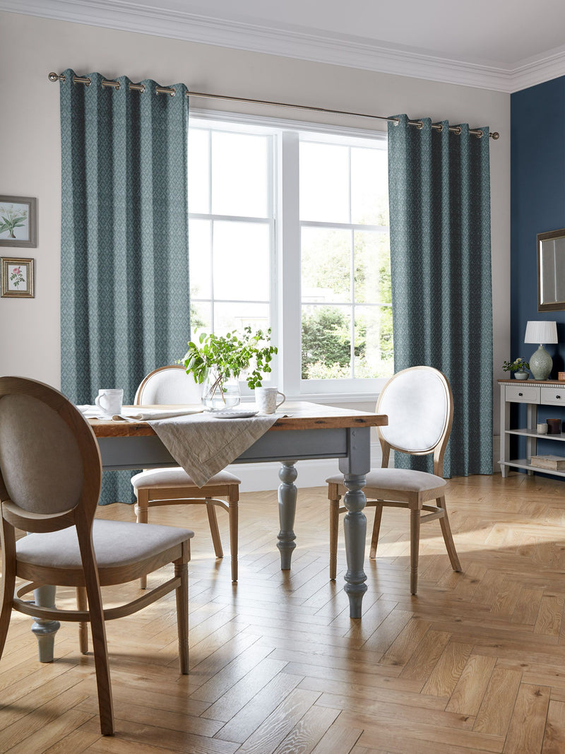 Laura Ashley Spruce Abingdon nach Maß gefertigte Gardinen, grüner Polyester (britische Marke)