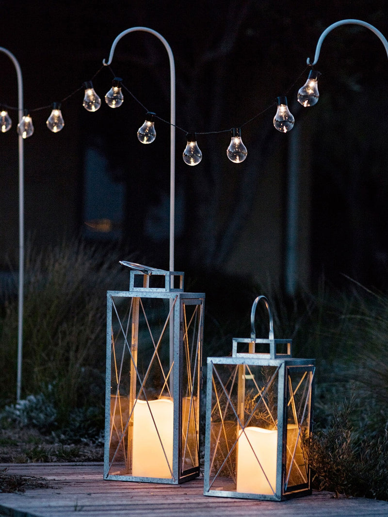 Lights4fun 20 warm white solar festoon lights - British product