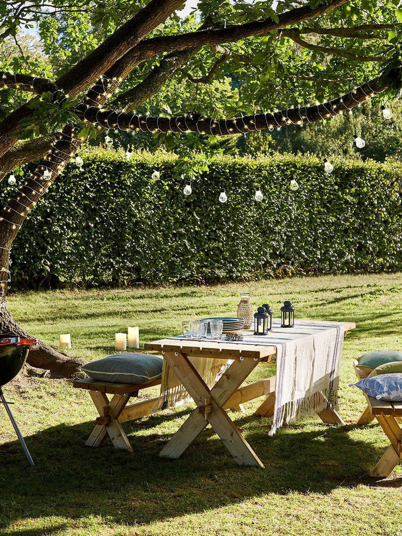 Lights4fun 20 warm white solar festoon lights - British product