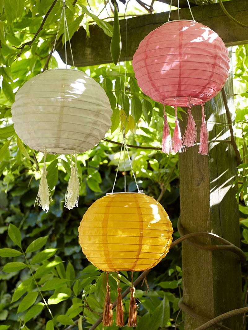 Lights4fun set of 3 tassel solar hanging lanterns - British product