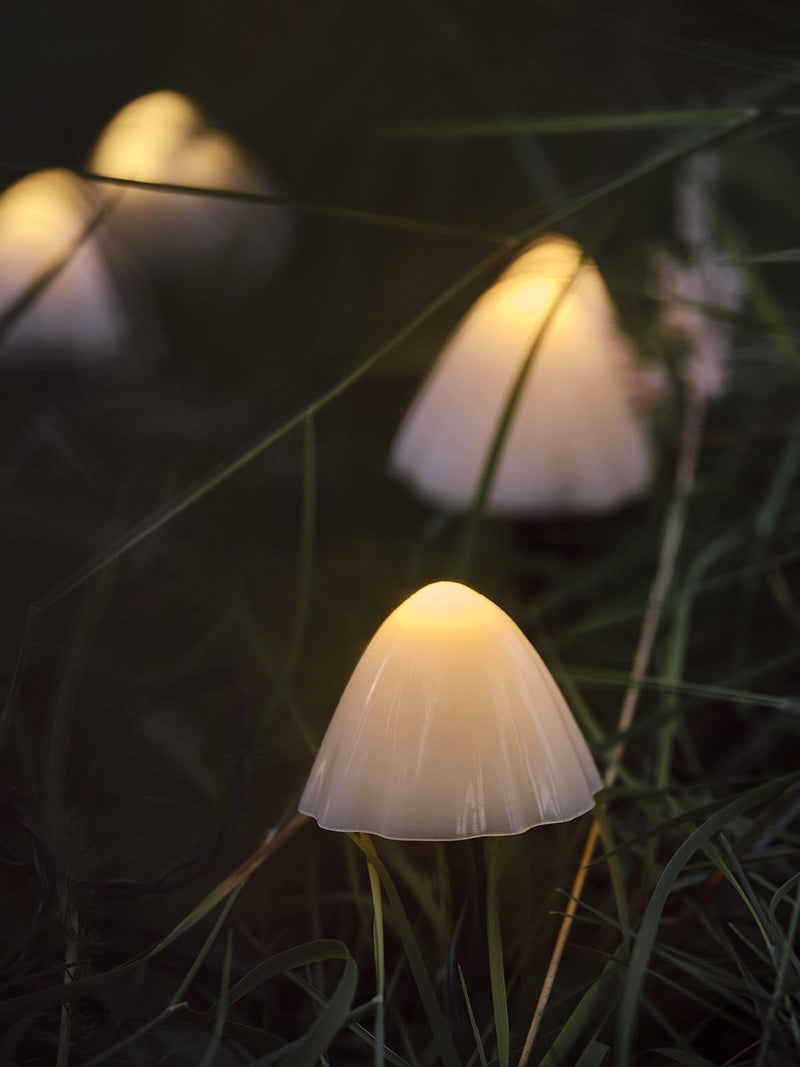 Lights4fun 12 mushroom solar stake lights 20cm, imported from the UK