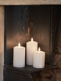 Lights4fun White TruGlow LED pillar candle trio, UK version