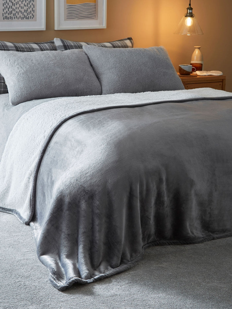 Silentnight grey giant blanket 180x240cm - British product
