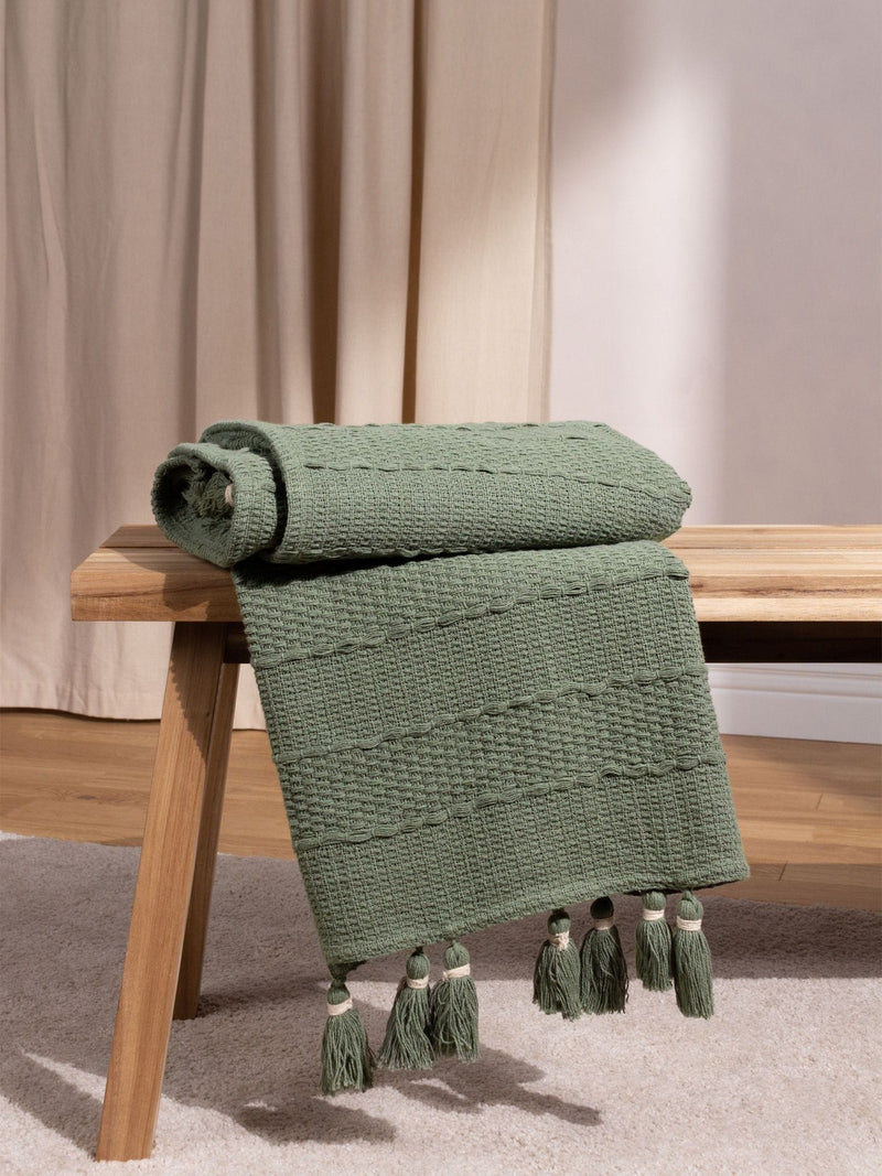 Yard Caliche throw eucalyptus green - British product