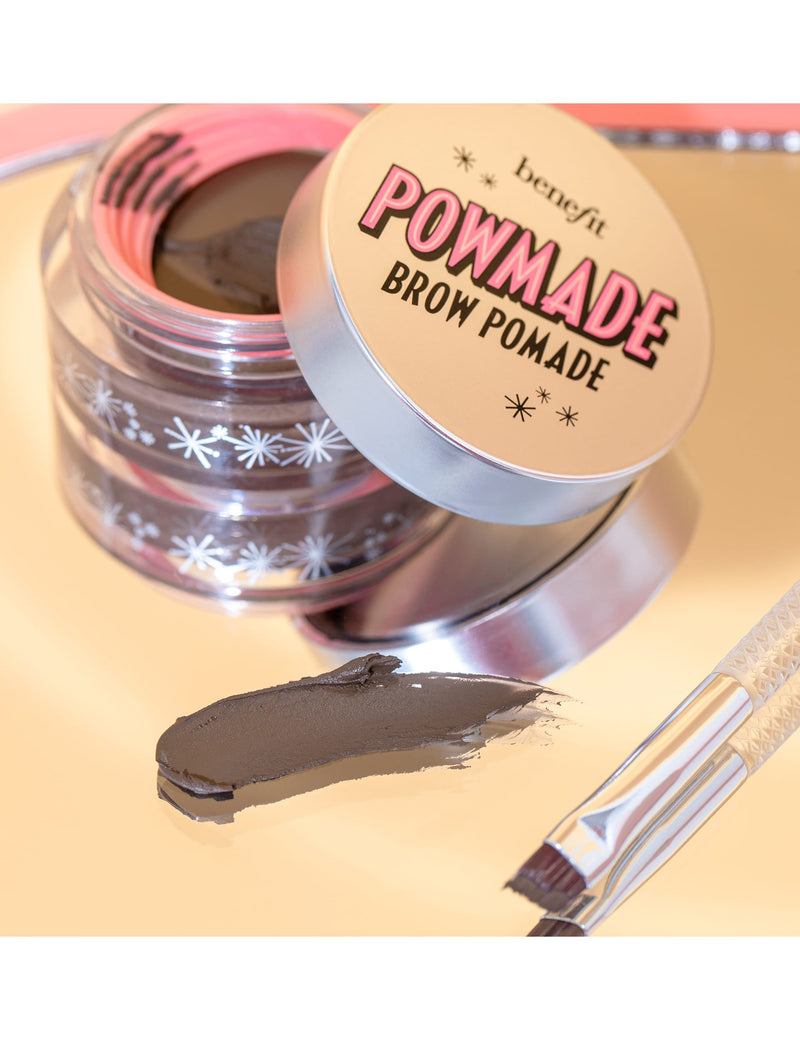 Dual-ended angled eyebrow brush with spoolie - British product