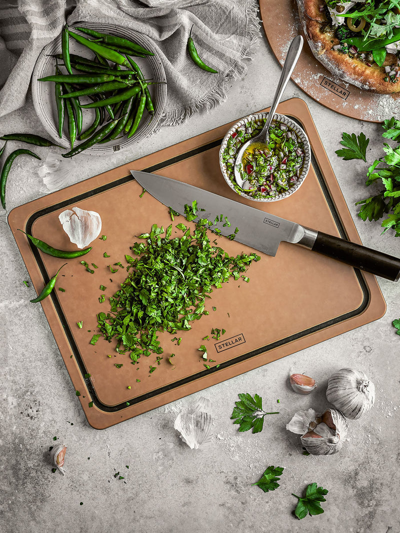 Stellar Natural Form chopping board 28x36cm (British brand)