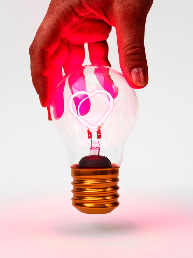 Suck UK pink cordless heart lightbulb (British brand)