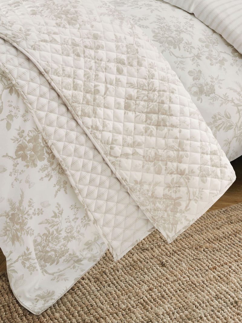 Laura Ashley quilted bedspread Dove Grey Walled Garden 235cm, imported from the UK