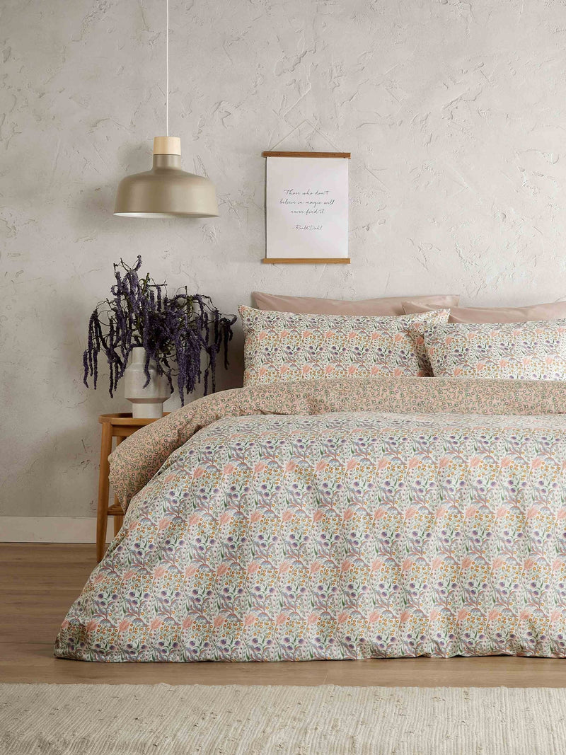 Vantona Evelyn Ditsy duvet cover set (British brand)
