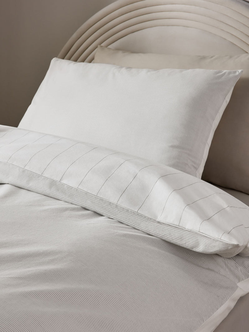 Stripe Supersoft duvet cover and pillowcase set (British brand)