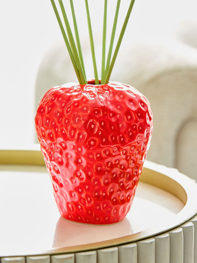 Strawberries & Cream reed diffuser 180ml (British brand)