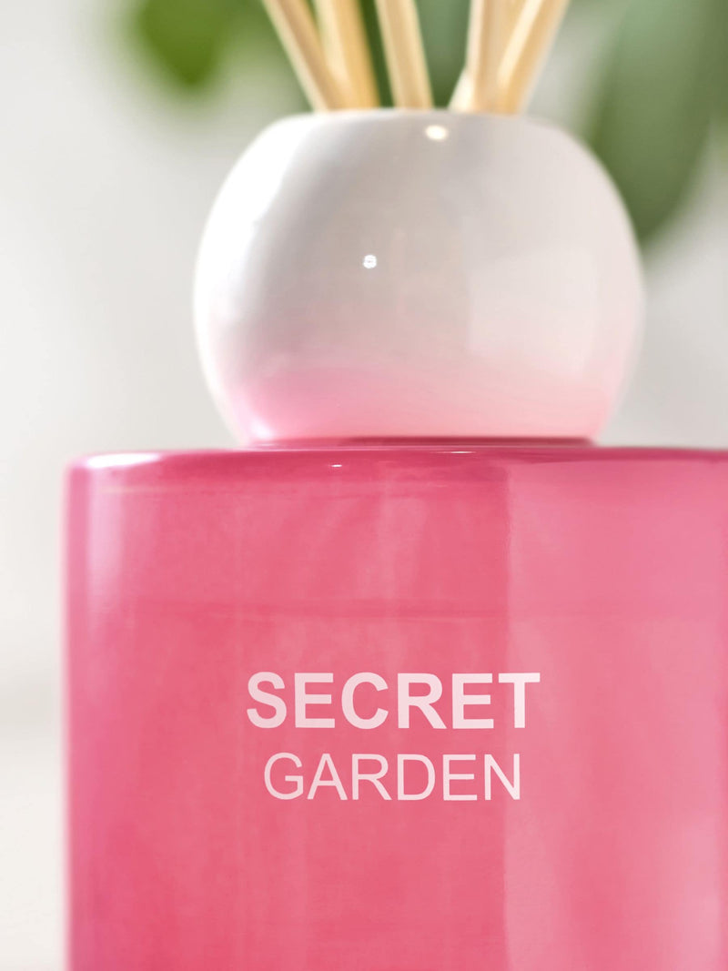 Pink rose and sandalwood reed diffuser 70ml, imported from the UK