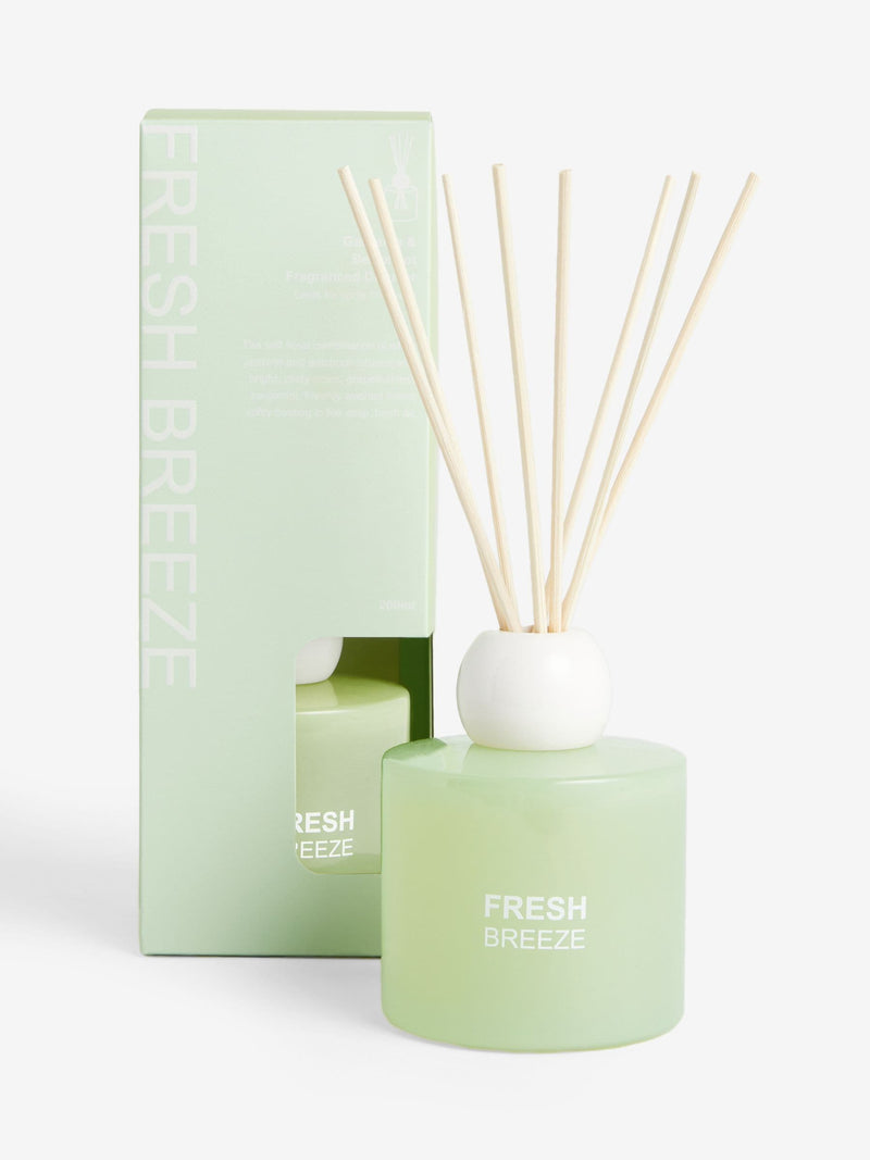 Reed diffuser Green Gardenia and Bergamot Pastels Fresh Breeze 200ml, UK version