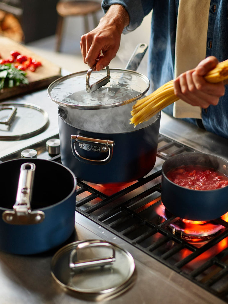 Joseph Joseph Midnight Blue saucepan 23cm, UK version