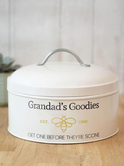 Next Jonnys Sister Cream Personalised Bee Cake Tin Baking Tin - اشترِ عبر الإنترنت من McGrocer