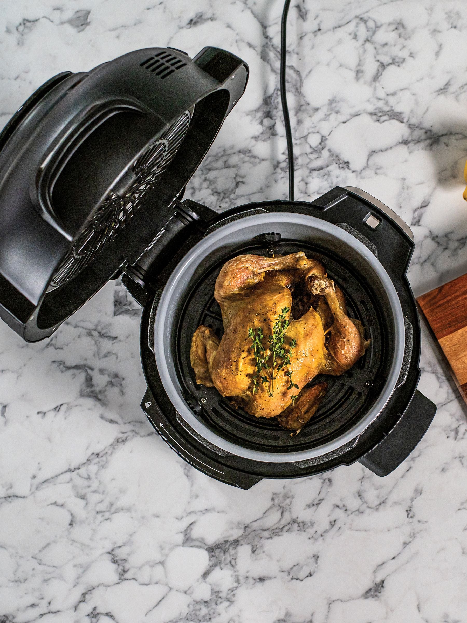 Ninja Black Foodi Mini 6-in-1 Multi-Cooker 4.7L