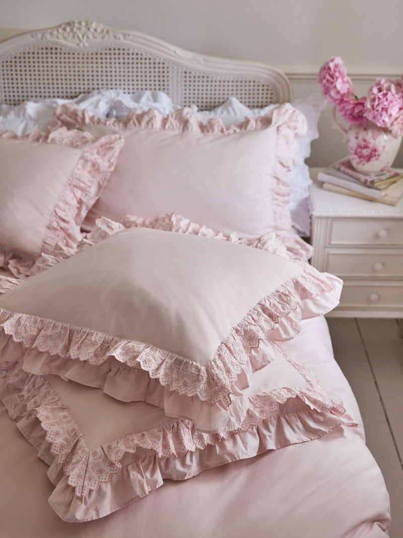 Shabby Chic by Rachel Ashwell pink broderie anglaise ruffle pillowcases set of 2 (British brand)
